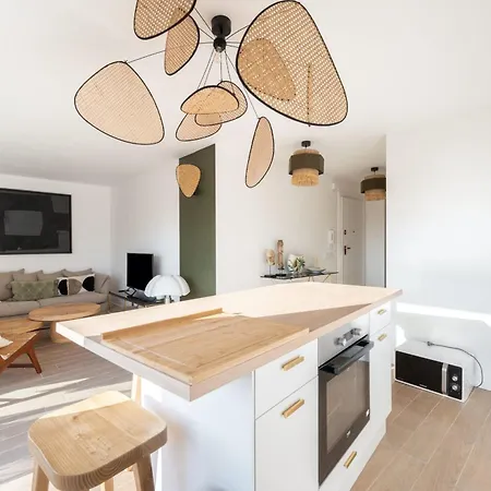 Apartment Beautiful Flat With Terrace - Carre D'or *